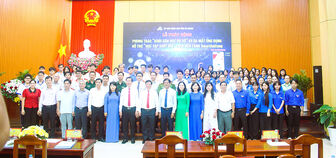 An Giang phát động phong trào "Bình dân học vụ số"