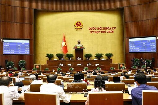 Ngày 19/5, Quốc hội thảo luận chủ trương đầu tư xây dựng 2 dự án đường bộ cao tốc