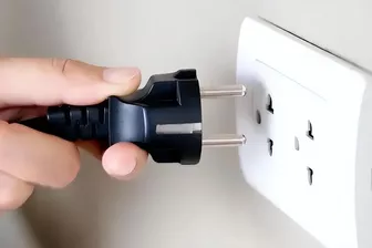 5 thiết bị cần rút phích cắm khi không sử dụng kẻo tiền điện tăng vọt