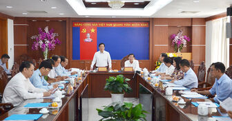Chủ tịch UBND tỉnh An Giang Hồ Văn Mừng kiểm tra công tác phòng, chống gian lận thương mại, hàng giả trên địa bàn TP. Long Xuyên