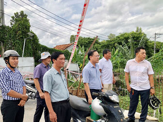 Lãnh đạo huyện An Phú kiểm tra các công trình trọng điểm