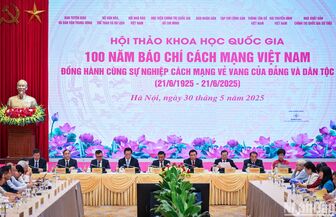 Báo chí cách mạng Việt Nam trong 100 năm đồng hành cùng sự nghiệp vẻ vang của Đảng và dân tộc