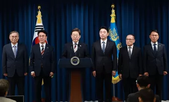 Tân Tổng thống Hàn Quốc và sức ép của "vòng nguyệt quế"