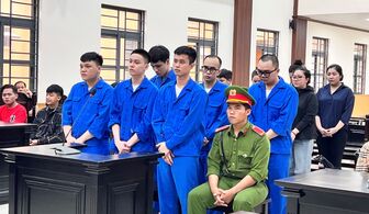 Manh động, cả nhóm ngồi tù