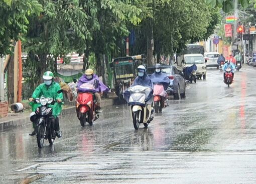 Thời tiết hôm nay (17-6): Nhiều nơi ngày nắng, chiều tối có mưa rào và dông