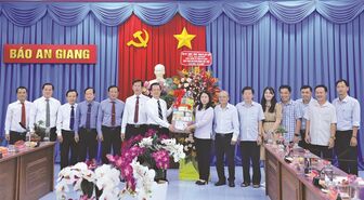 Báo chí cách mạng Việt Nam - 100 năm giữ lửa, vẹn nguyên niềm tin
