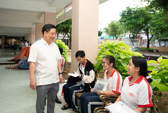 Lãnh đạo tỉnh An Giang thăm và kiểm tra các điểm thi Kỳ thi tốt nghiệp THPT 2025