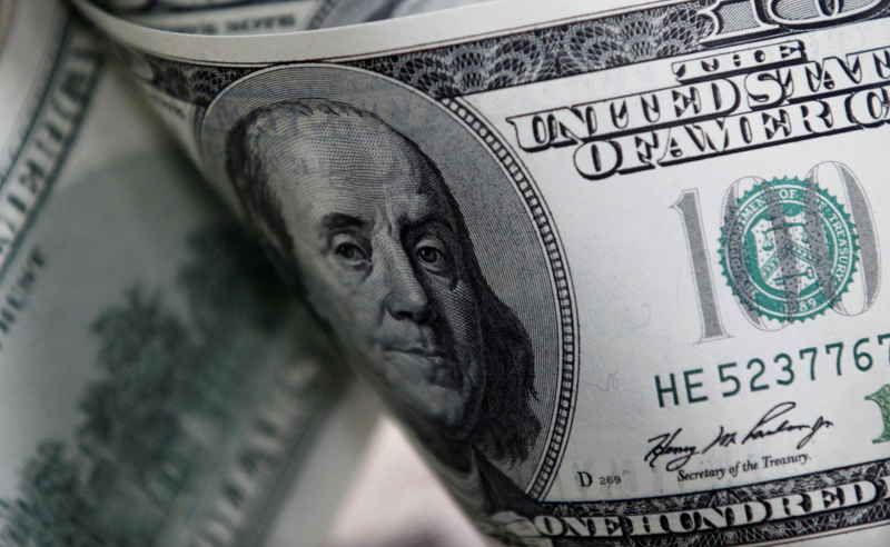Tỷ giá USD hôm nay (27-6): Đồng USD rơi xuống mức thấp nhất trong hơn ba năm so với đồng EUR