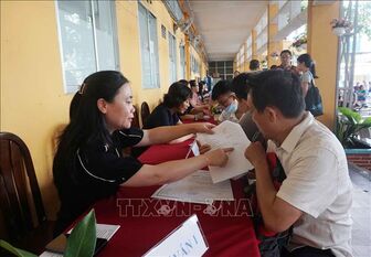 Cân nhắc kỹ lưỡng khi chọn môn học ở lớp 10 THPT