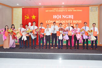 Sở Nông nghiệp và Môi trường tỉnh An Giang bổ nhiệm 115 trưởng, phó phòng