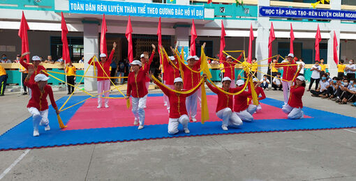 Phong trào thể dục dưỡng sinh ở người cao tuổi