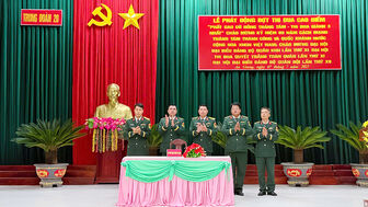 Trung đoàn 20 phát động thi đua “Phất cao cờ hồng tháng Tám - Thi đua giành 3 nhất”