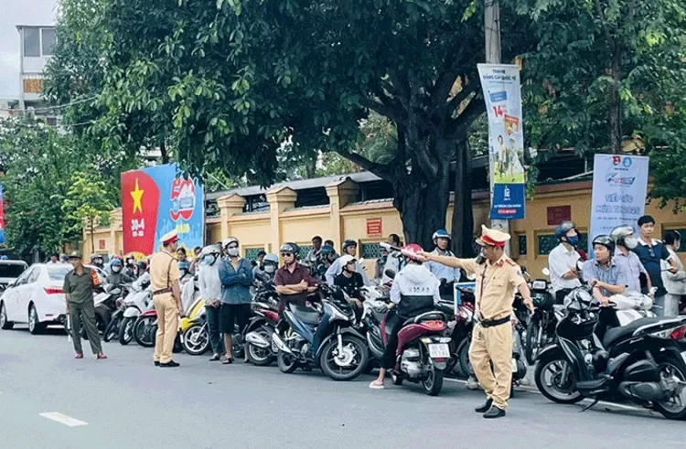 Nỗ lực đảm bảo an toàn giao thông thành phố