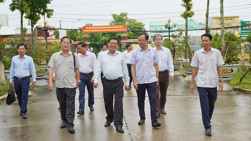 An Giang lấy người dân làm trung tâm để phục vụ
