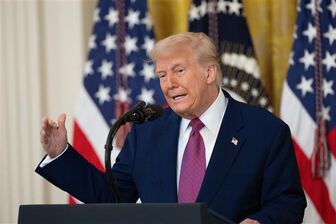 Tổng thống Trump thừa nhận xung đột Ukraine khó giải quyết, có thể áp thêm trừng phạt Nga
