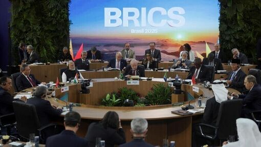 Nguyên nhân BRICS khiến Tổng thống Trump 'lo sợ'
