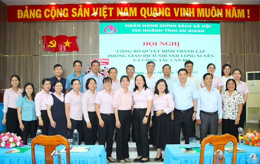 Thành lập Phòng Giao dịch Ngân hàng Chính sách xã hội Long Xuyên
