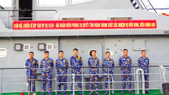 Hải đoàn Biên phòng 28: Một kíp tàu tham gia diễu binh trên biển