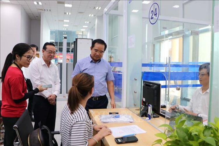 Thí điểm đánh giá kết quả công tác hằng tuần đối với cán bộ, công chức, người lao động