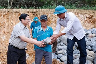 Mái nhà cho dân là mái ấm của lòng dân