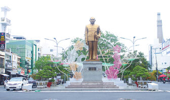 Long Xuyên trong nhịp sống mới