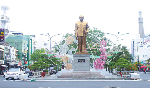 Long Xuyên trong nhịp sống mới