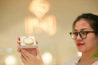 Giá vàng hôm nay (18-7): Trong nước neo cao, thế giới tiếp tục tăng