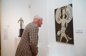 Triển lãm tranh 'Thầy - Trò: Giai điệu một con đường' tại Moskva