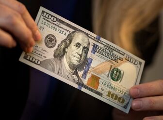 Tỷ giá USD hôm nay (24-7): Đồng USD giảm giá so với yên Nhật