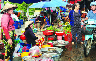 Dung dị chợ quê mùa nước nổi