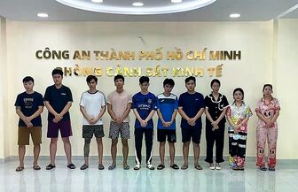 Thành phố Hồ Chí Minh khởi tố vụ án buôn bán "khí cười" quy mô lớn