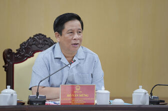 Chủ tịch UBND tỉnh An Giang nghe báo cáo tiến độ triển khai công trình, dự án phục vụ APEC 2027
