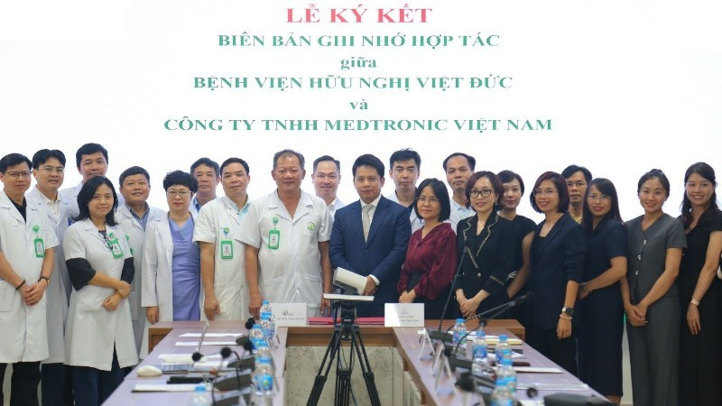Medtronic mở rộng hợp tác đào tạo y học hiện đại tại Việt Nam
