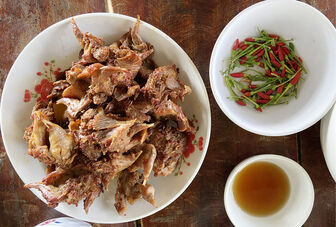 Săn đặc sản trên núi