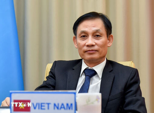 Quyền Bộ trưởng Lê Hoài Trung điện đàm với Bộ trưởng Ngoại giao Thái Lan