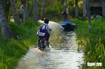ĐBSCL đối diện với nguy cơ ngập diện rộng do triều cường, lũ thượng nguồn và mưa lớn kéo dài