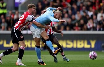 Haaland – Donnarumma tỏa sáng, Man City vẫn lo vì Rodri