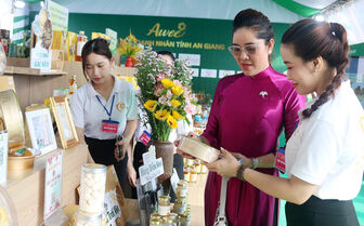 Đánh thức nguồn lực tư nhân