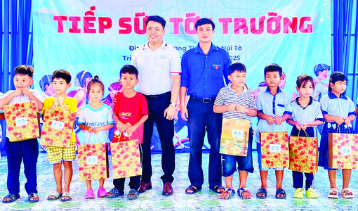 Phát huy vai trò Mặt trận Tổ quốc ở miền núi Tri Tôn