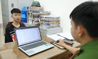 Bắt nhanh 2 đối tượng trộm vé số ở phường Long Xuyên