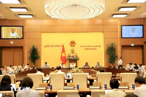 Chủ tịch Quốc hội: Khắc phục tình trạng "nghiên cứu rồi để trong ngăn tủ'