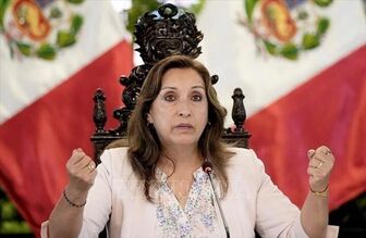 Tổng thống Peru bị phế truất sau phiên luận tội tại Quốc hội