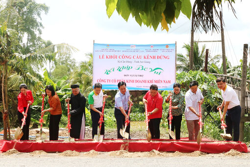 Xã Cần Đăng khởi công xây dựng cầu Kênh Đứng