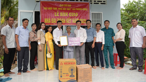 Bền chặt khối đại đoàn kết ở Vĩnh Phong