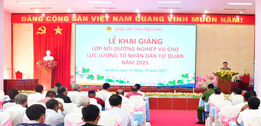 Bồi dưỡng nghiệp vụ cho lực lượng tổ nhân dân tự quản trên địa bàn 3 xã