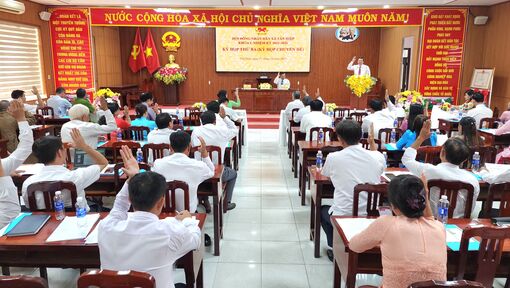 HĐND xã Tân Hiệp bầu bổ sung 2 trưởng ban