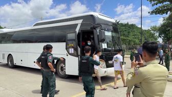 Campuchia bàn giao 59 công dân cho Hàn Quốc