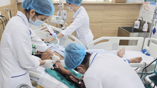 Đắp thuốc chữa rắn cắn, bệnh nhân mất cơ hội "vàng" điều trị