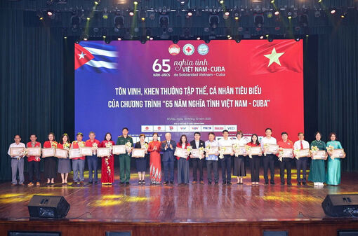 Tổng kết chương trình “65 năm nghĩa tình Việt Nam-Cuba”