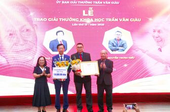 Nghiên cứu tôn giáo nội sinh từ tình yêu quê hương Nghiên cứu tôn giáo nội sinh từ tình yêu quê hương